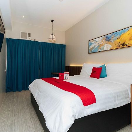 Готель Reddoorz Premium Near Ust Hospital Маніла Екстер'єр фото