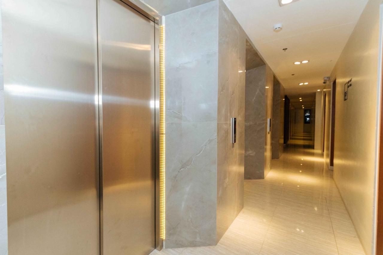 Готель Reddoorz Premium Near Ust Hospital Маніла Екстер'єр фото