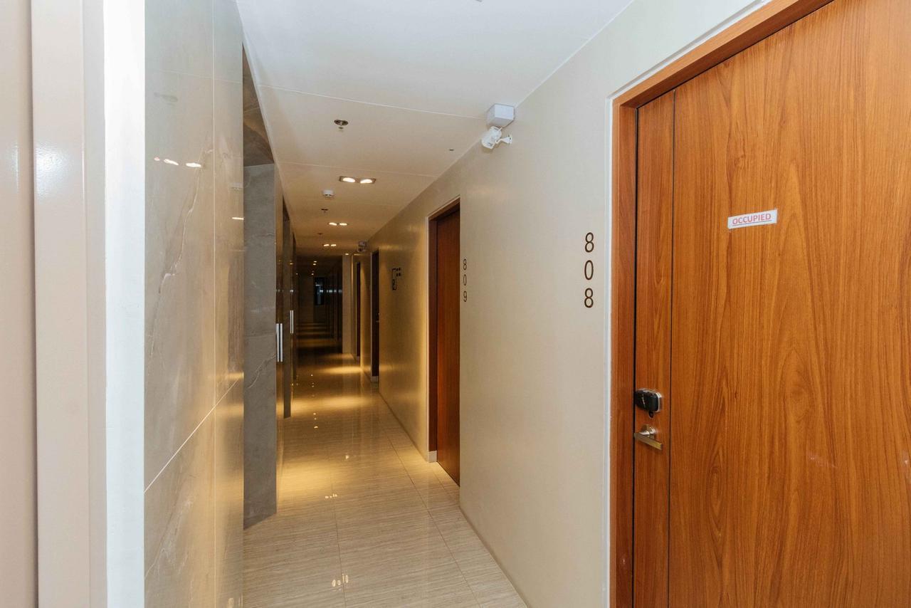 Готель Reddoorz Premium Near Ust Hospital Маніла Екстер'єр фото