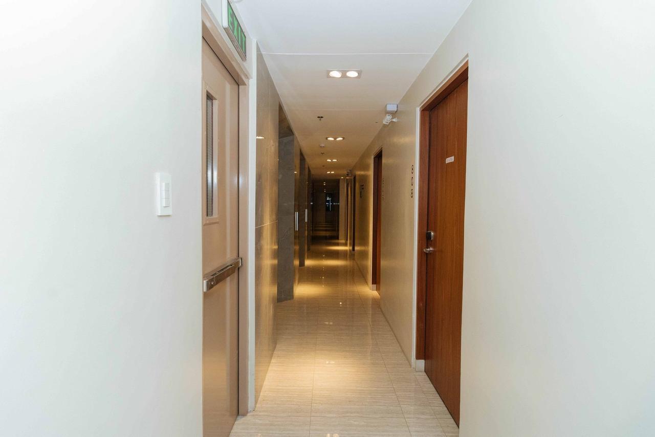 Готель Reddoorz Premium Near Ust Hospital Маніла Екстер'єр фото