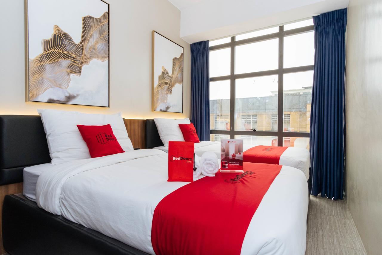 Готель Reddoorz Premium Near Ust Hospital Маніла Екстер'єр фото