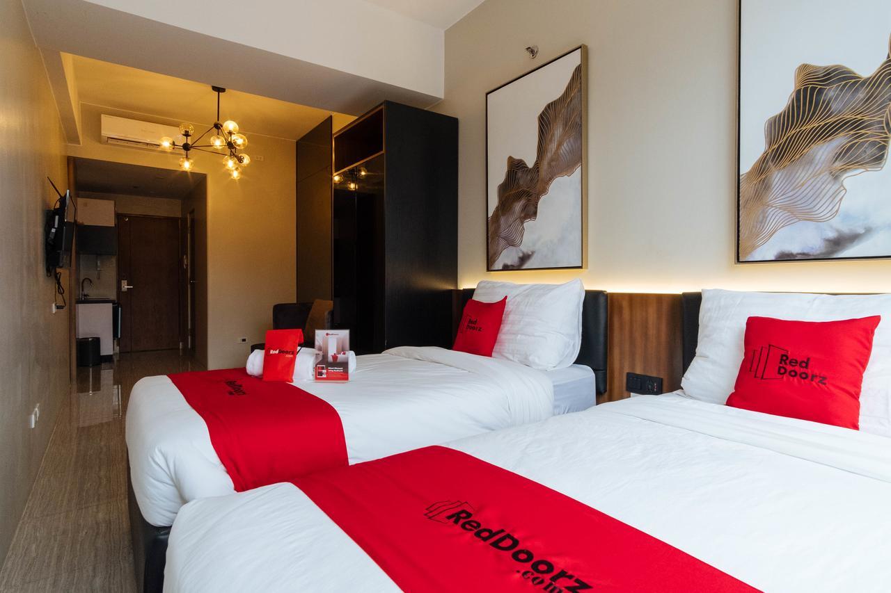 Готель Reddoorz Premium Near Ust Hospital Маніла Екстер'єр фото