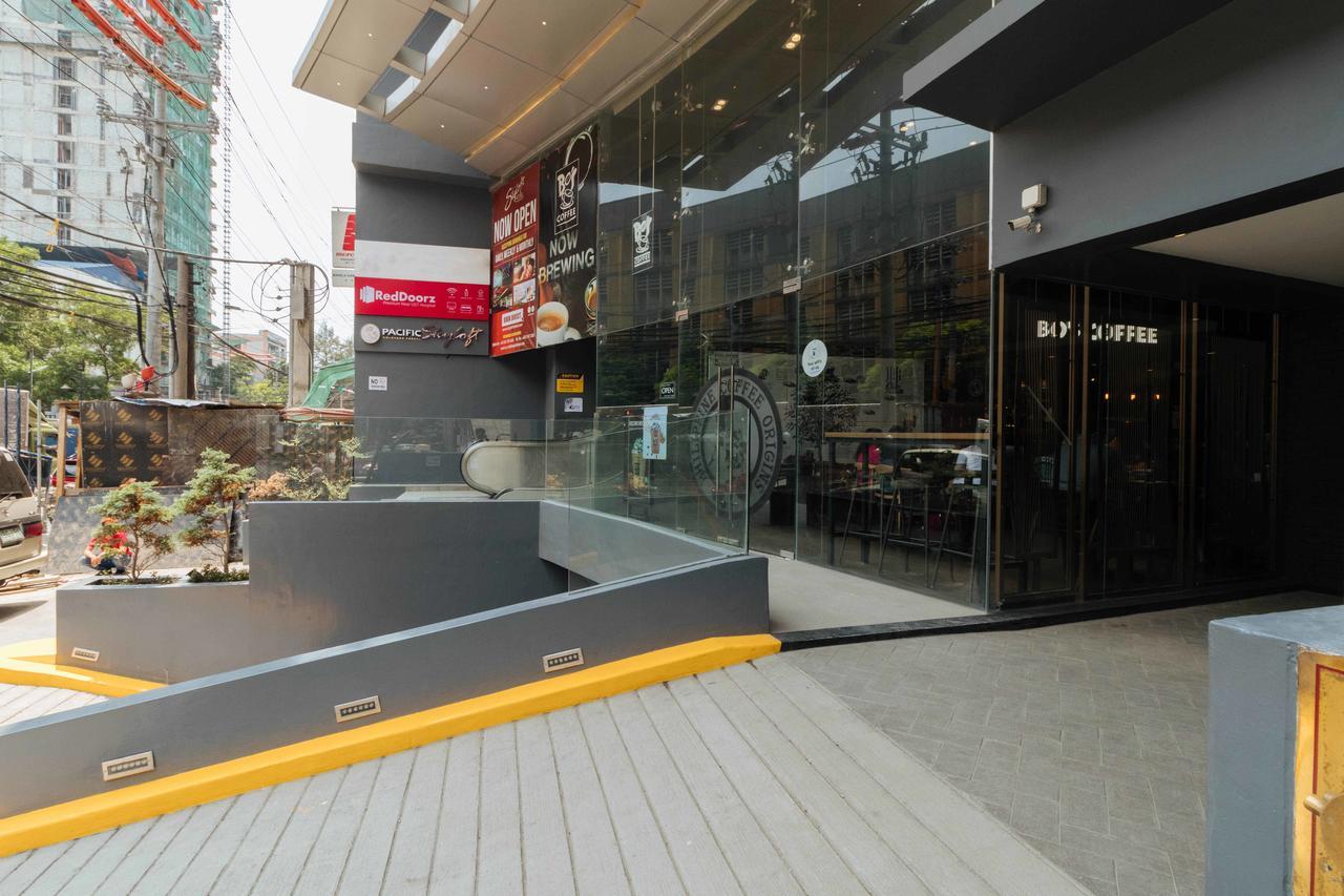 Готель Reddoorz Premium Near Ust Hospital Маніла Екстер'єр фото